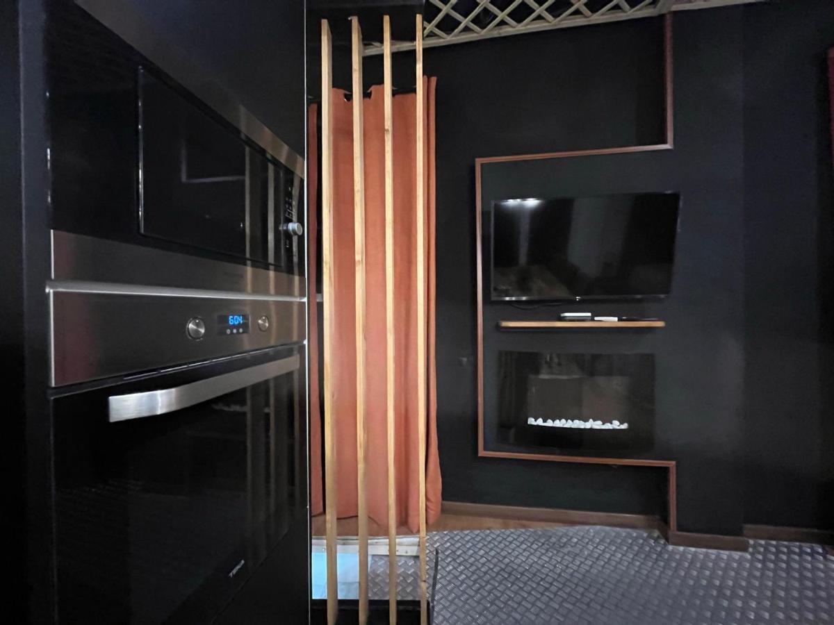 شقة Chic4 Luxury Gran Via مدريد المظهر الخارجي الصورة